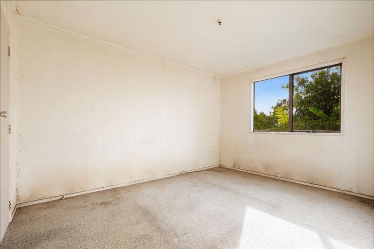 Photo of property in 1/9 Hydra Place, Glen Eden, Auckland, 0602
