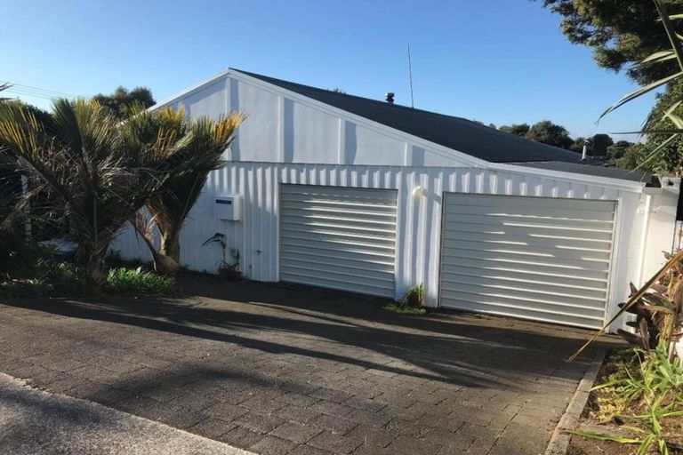 Photo of property in 47 Wairau Road, Oakura, 4314