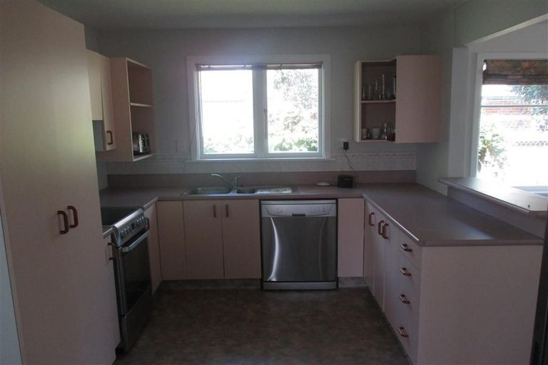 Photo of property in 6 Breens Road, Bishopdale, Christchurch, 8051