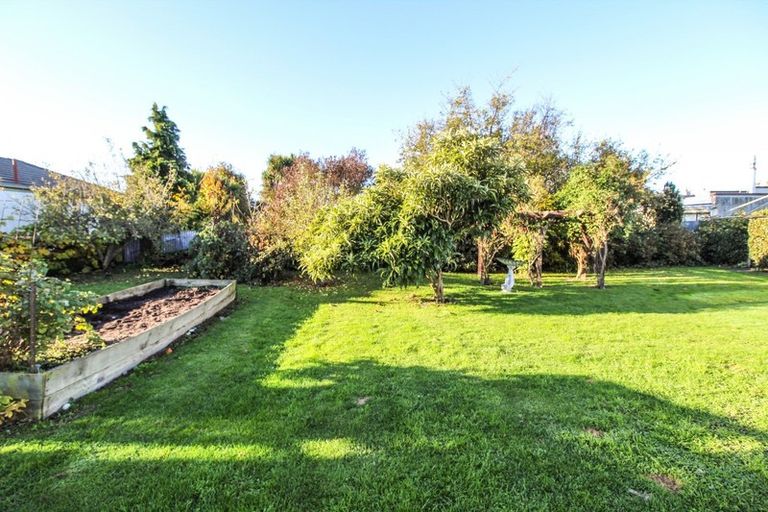 Photo of property in 70 Shearman Street, Waimate, 7924