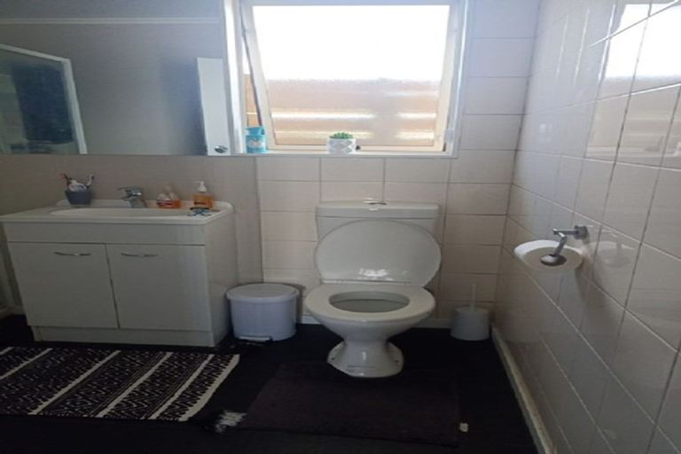 Photo of property in 12 Parker Crescent, Otara, Auckland, 2023