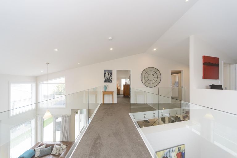 Photo of property in 10a Rangitane Street, Palmerston North, 4414