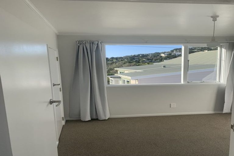 Photo of property in 1/27a Randwick Road, Northland, Wellington, 6012