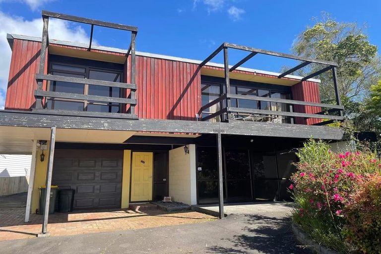 Photo of property in 233a Pakuranga Road, Pakuranga, Auckland, 2010