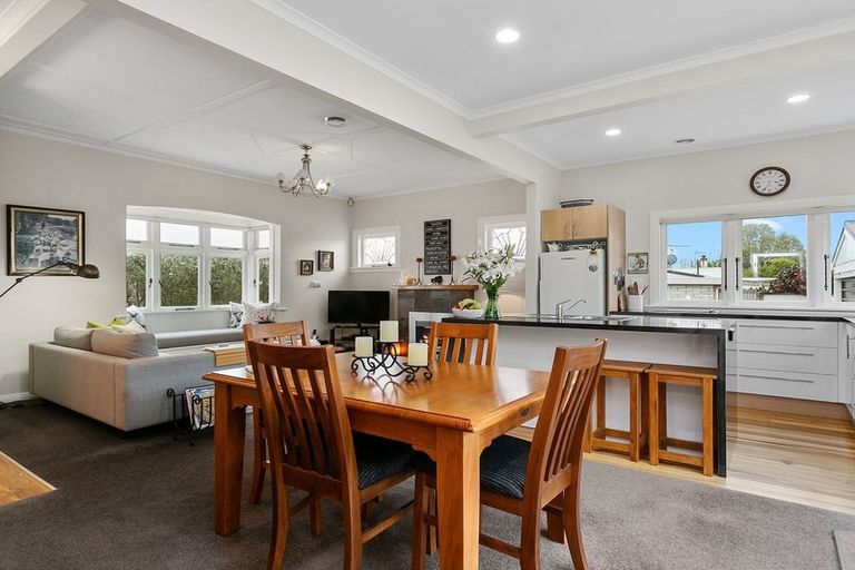 Photo of property in 33 Weld Street, Cambridge, 3434