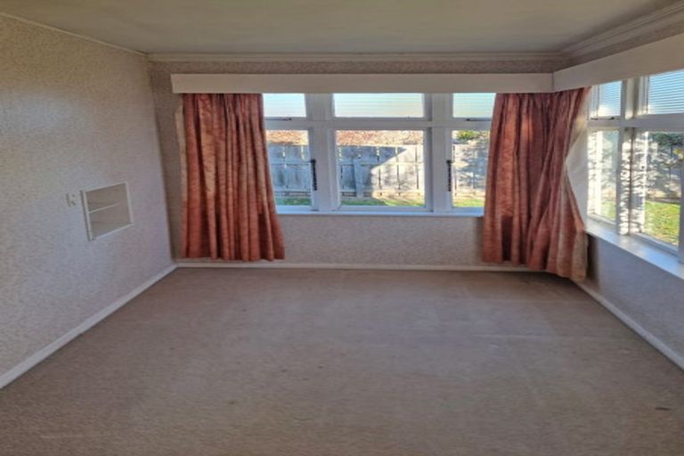 Photo of property in 28 Princess Street, Martinborough, 5711