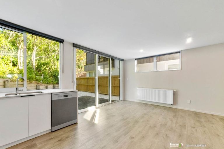 Photo of property in 12/6 Bushland Grove, Paparangi, Wellington, 6037