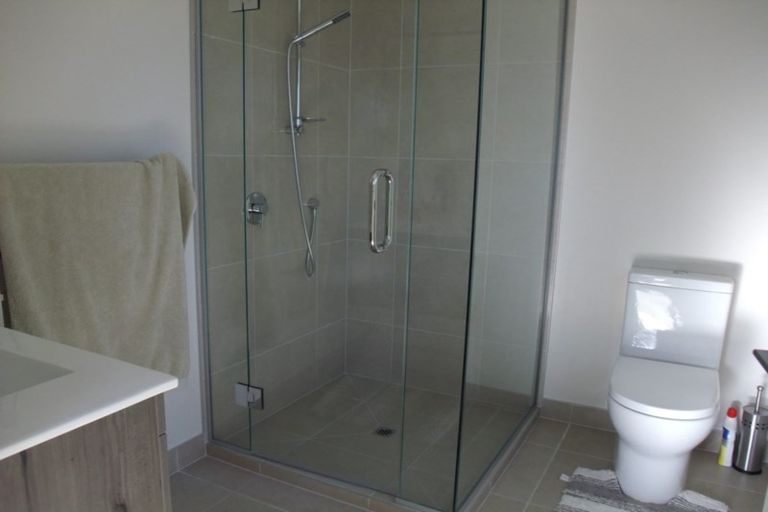 Photo of property in 17 Moraine Place, Lake Hawea, Wanaka, 9382