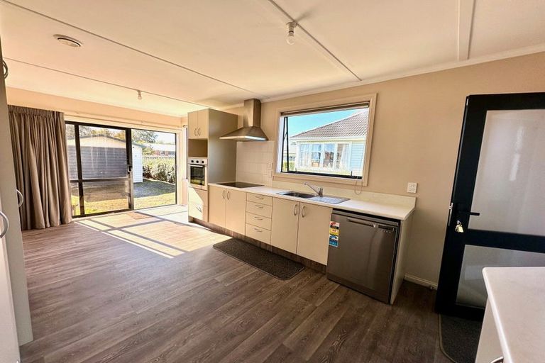 Photo of property in 6 Gormack Street, Balclutha, 9230