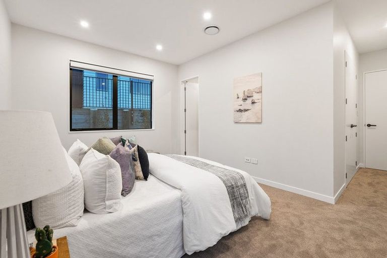 Photo of property in 24 Tipu Crescent, Wainui, 0992