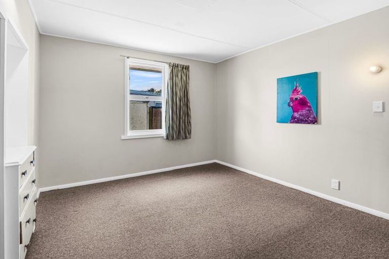 Photo of property in 86 Rua Avenue, Waitarere Beach, Levin, 5510