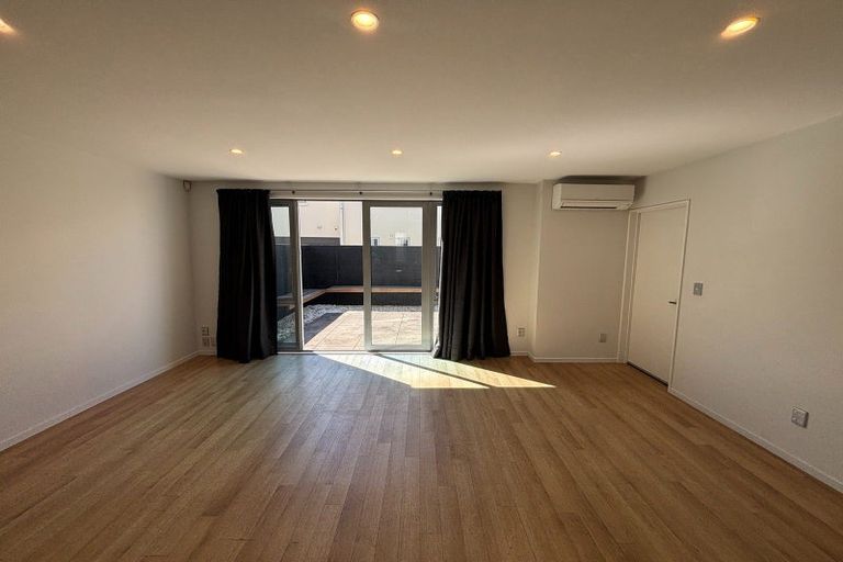 Photo of property in 972c Colombo Street, St Albans, Christchurch, 8014