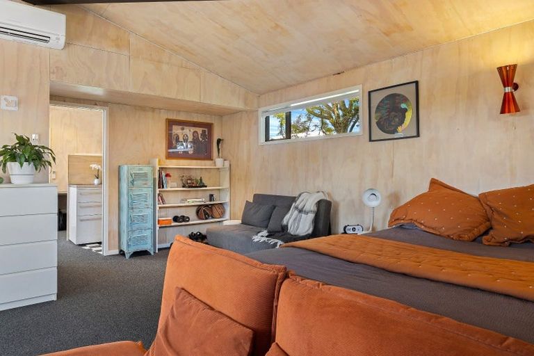 Photo of property in 131 Somerfield Street, Somerfield, Christchurch, 8024