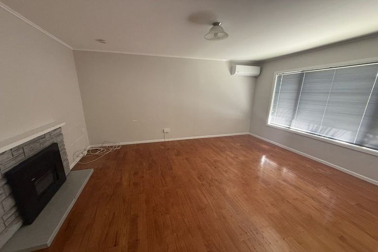 Photo of property in 6 Nairn Place, Otara, Auckland, 2023