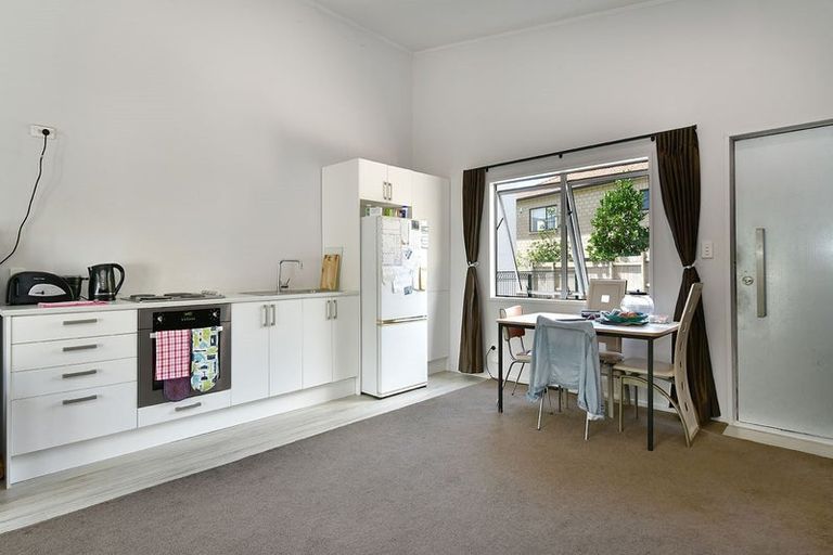 Photo of property in 8 Clansman Terrace, Gulf Harbour, Whangaparaoa, 0930