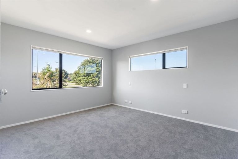 Photo of property in 24 Puma Drive, Golflands, Auckland, 2013