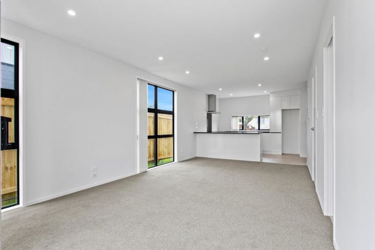 Photo of property in 1b Gloucester Road, Manurewa, Auckland, 2102