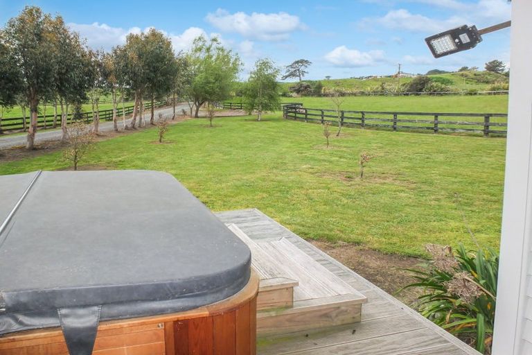 Photo of property in 125 Hickford Road, Foxton, 4893