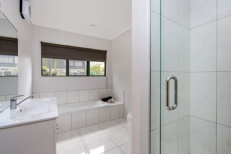 Photo of property in 135 Priestley Terrace, Bluff Hill, Napier, 4110