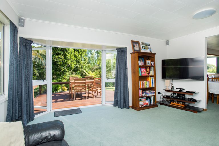 Photo of property in 9 Mason Street, Riverdale, Gisborne, 4010