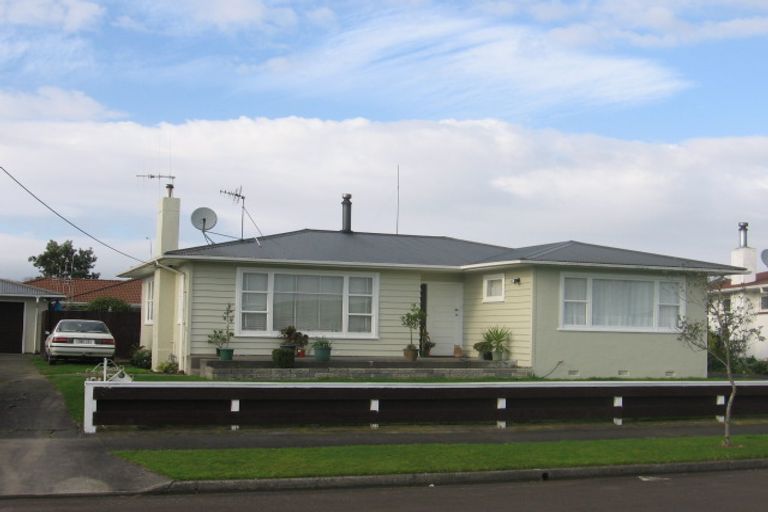 Photo of property in 3 Marsden Place, Awapuni, Palmerston North, 4412