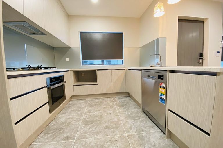 Photo of property in 18b Fernaig Street, Papakura, 2110