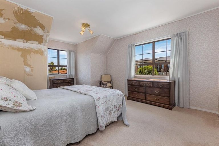 Photo of property in 1/34 Takapu Street, Henderson, Auckland, 0612