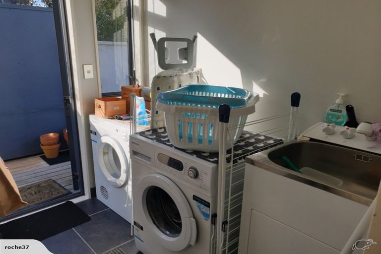 Photo of property in 108b Westchester Drive, Churton Park, Wellington, 6037