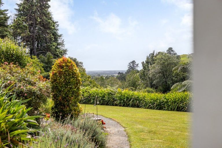 Photo of property in 158 Mangaone Road, Hautere, Otaki, 5582