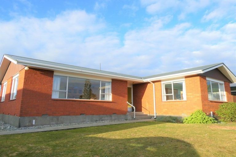 Photo of property in 18 Whitcombe Terrace, Hokitika, 7810