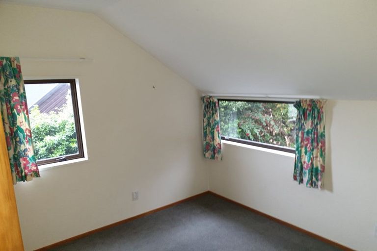 Photo of property in 31a Greenstone Place, Fernhill, Queenstown, 9300