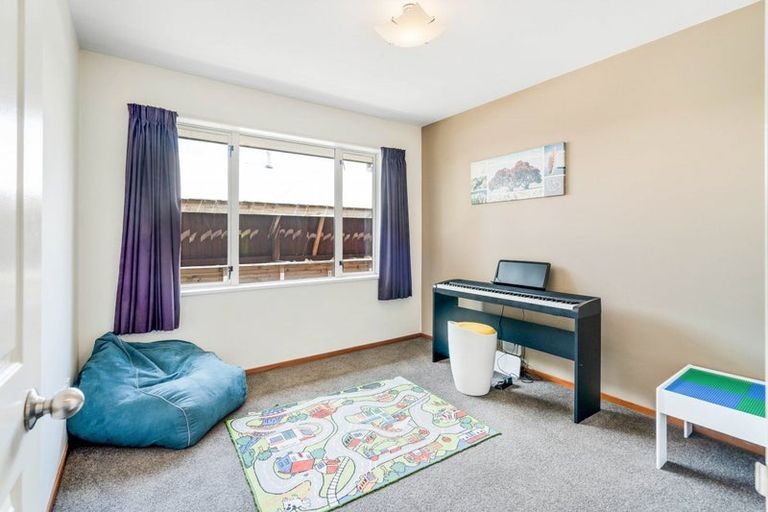 Photo of property in 7 Empress Place, Halswell, Christchurch, 8025