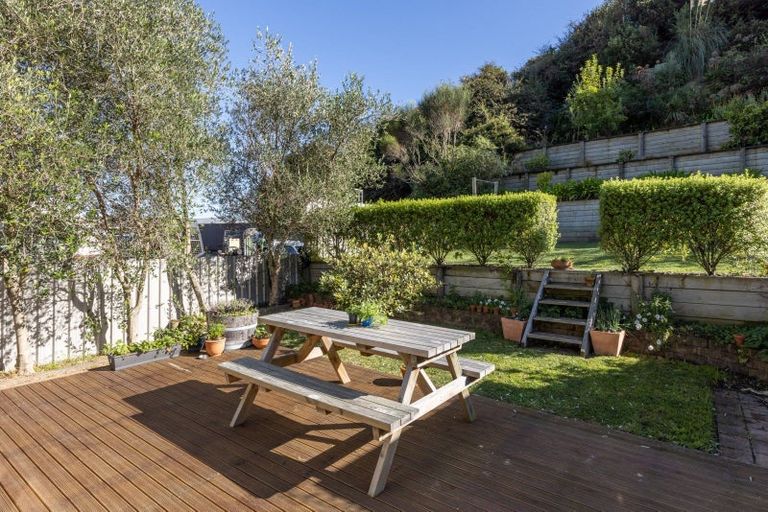 Photo of property in 2 Main Street, Hospital Hill, Napier, 4110