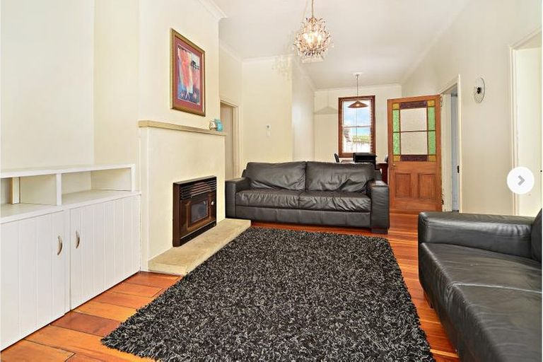 Photo of property in 3/15 Railway Street West, Papakura, 2110