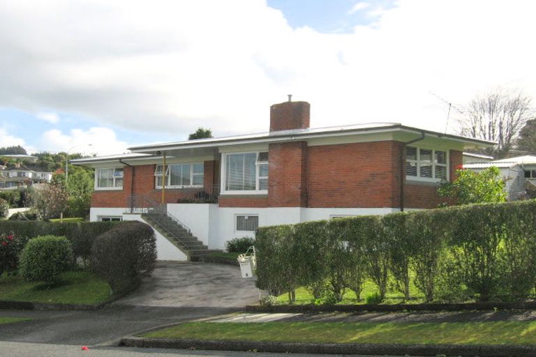 Photo of property in 2 Fisher Terrace, Te Kamo, Whangarei, 0112