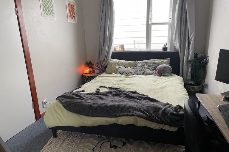 Photo of property in 59 Pirie Street, Mount Victoria, Wellington, 6011