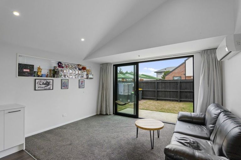 Photo of property in 1/21 Montreal Street, Sydenham, Christchurch, 8023
