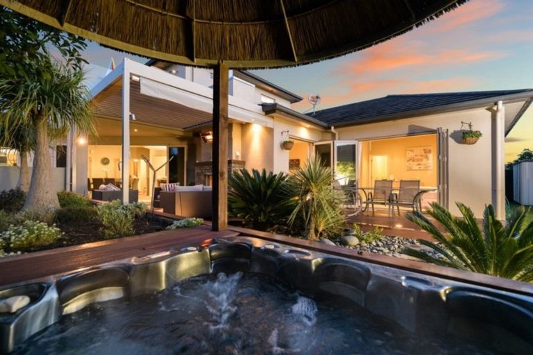 Photo of property in 12 Pacific Park Way, Papamoa Beach, Papamoa, 3118