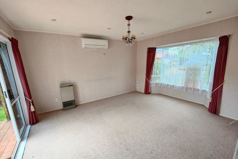 Photo of property in 76 Splitt Avenue, Glenview, Hamilton, 3206