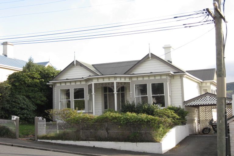 Photo of property in 4 Prestwick Street, Maori Hill, Dunedin, 9010