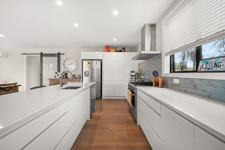 Photo of property in 3 Old Orchard Road, Solway, Masterton, 5810