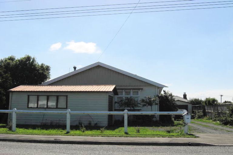 Photo of property in 49 Station Street, Leeston, 7632