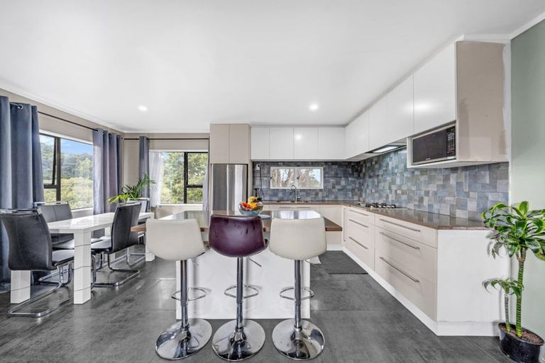 Photo of property in 2/33 Seaward Place, Wattle Downs, Auckland, 2103