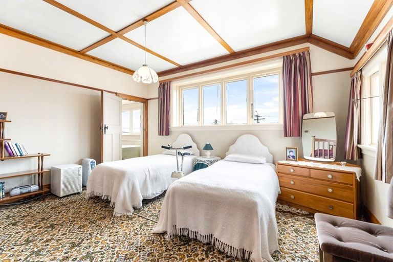 Photo of property in 70 Wharfe Street, South Hill, Oamaru, 9400