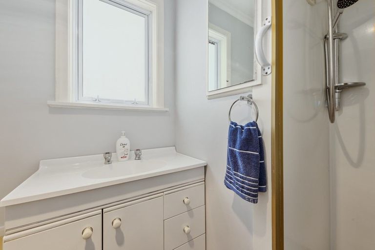 Photo of property in 51 Totara Park Road, Clouston Park, Upper Hutt, 5018