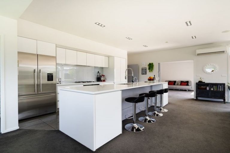 Photo of property in 13 William James Close, Mosgiel, 9024