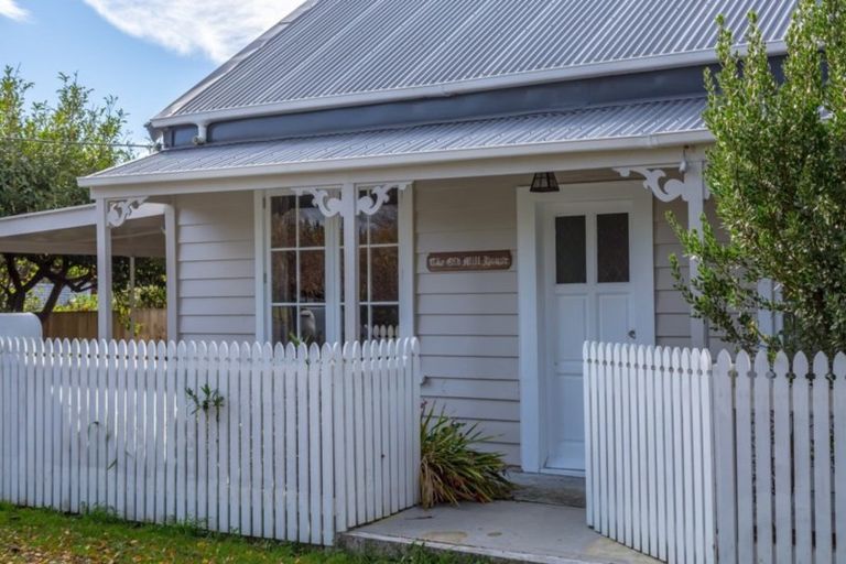 Photo of property in 12 Andersons Line, Clareville, Carterton, 5713