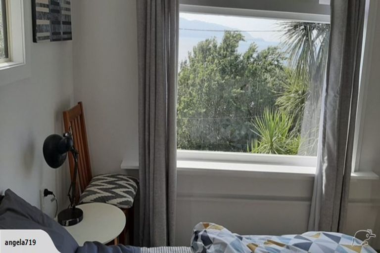 Photo of property in 36 Milne Terrace, Island Bay, Wellington, 6023