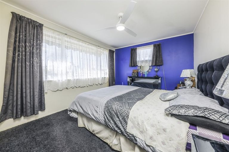 Photo of property in 125 Chichester Drive, Rosehill, Papakura, 2113