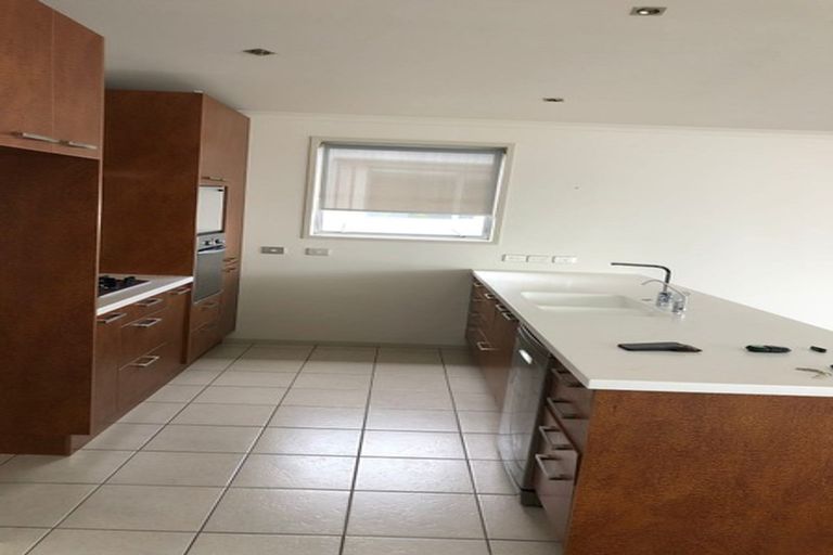 Photo of property in 2/348 Beach Road, Mairangi Bay, Auckland, 0630